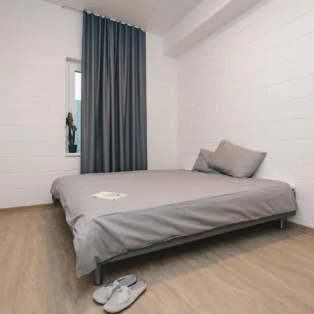 Hotel Krati Uurikorterid Ja Peetri