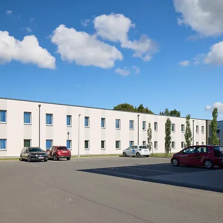 Hotel Krati Uurikorterid Ja Peetri